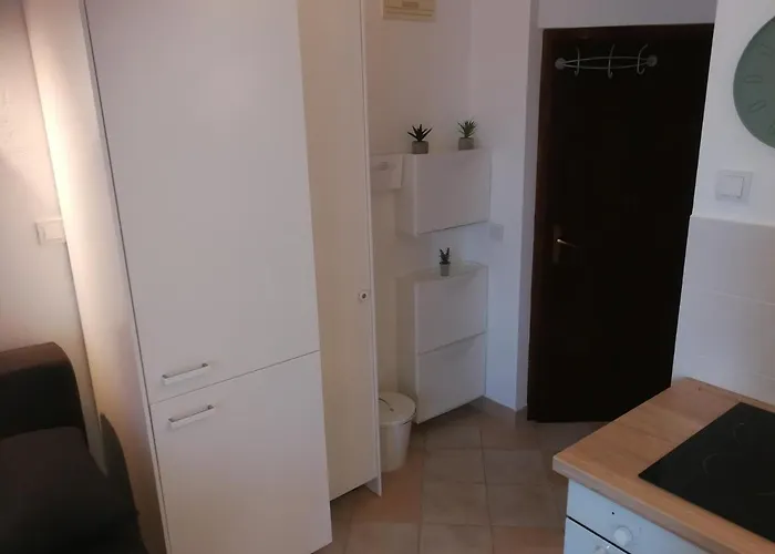 Apartamento Sandra I Davor Lonic Kukljica