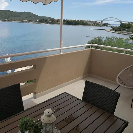 Apartment Sandra I Davor Lonic *