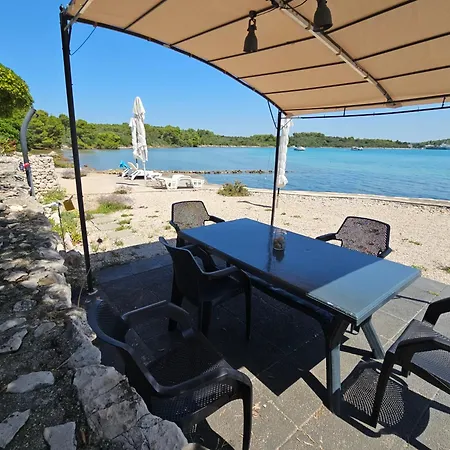 Sandra I Davor Lonic Lägenhet Kukljica