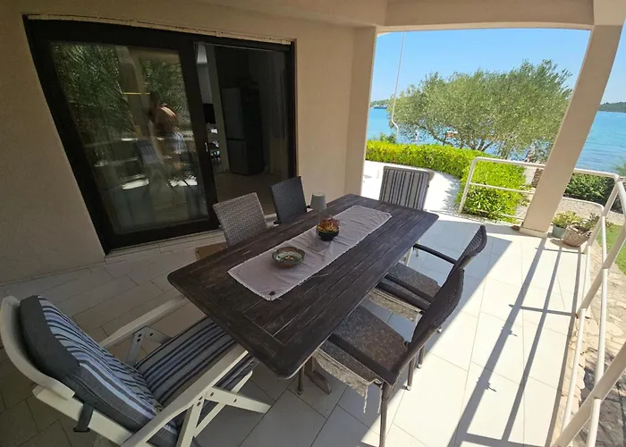 Sandra I Davor Lonic Kukljica