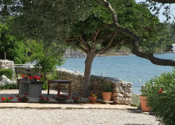 Lägenhet Sandra I Davor Lonic Kukljica