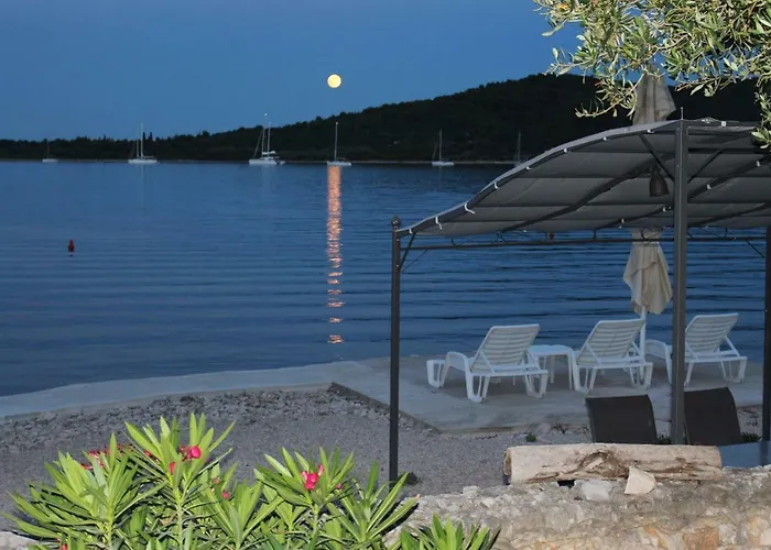 Sandra I Davor Lonic Lägenhet Kukljica